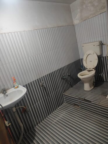 Parampara Crockery Ground Floor Available For Rent (RR653)