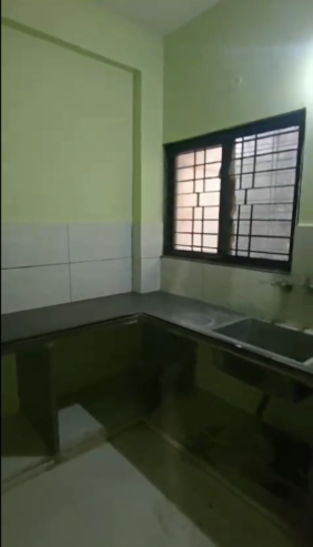 Spacious 2BHK Flat for Sale – Great Investment Opportunity! (RR687)