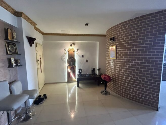 Luxury Fully Furnished 2143 sq. ft. Flat for Sale (RR611)