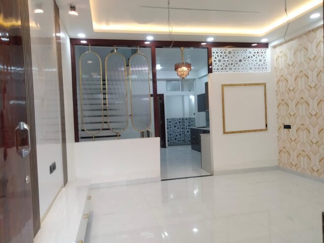 3BHK Duplex in Nipania (RR606)