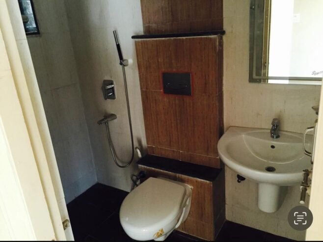 “Elegant 3BHK Flat for Sale – Spacious & Luxurious Living” (RR753)
